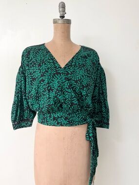 JOIE Alisson wrap top size L